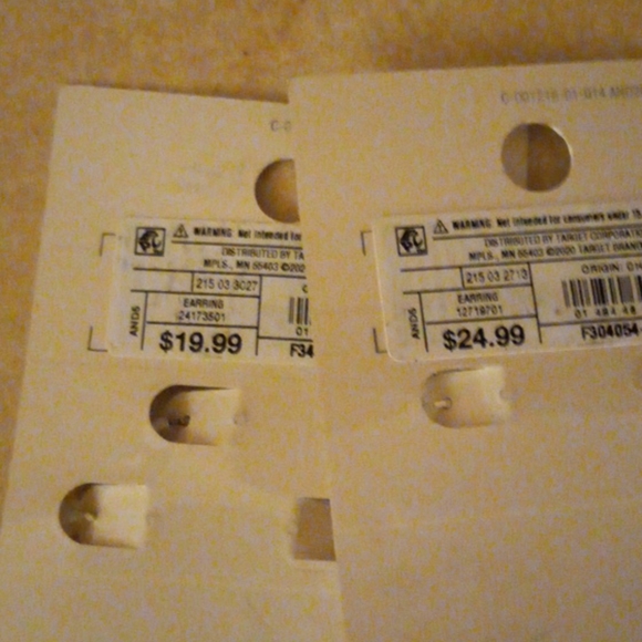 - Sterling silver earrings - Picture 6 of 6